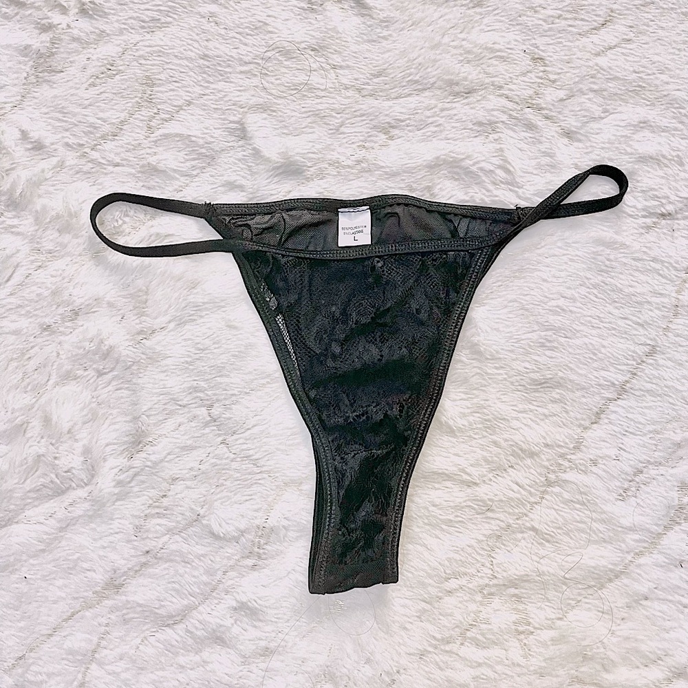 Used gstring panty